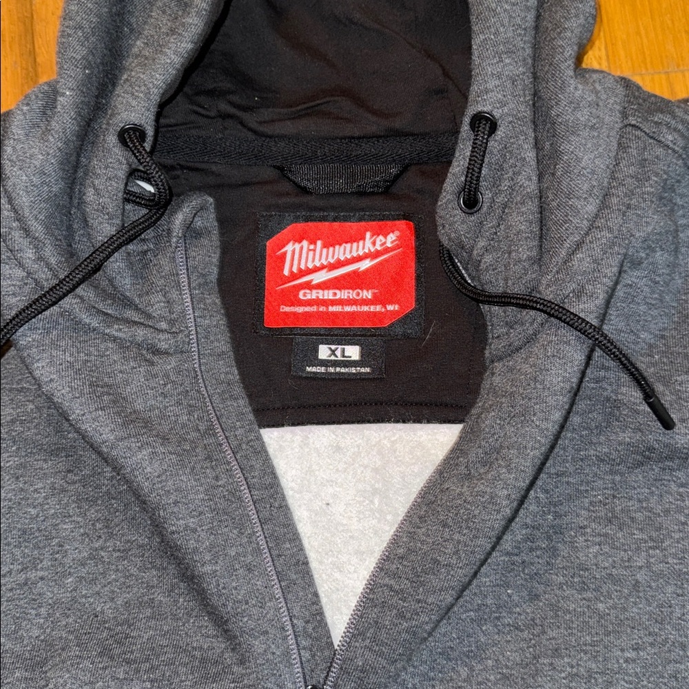Milwaukee Grey Gridiron Full Zip Hoodie Size XL - Picture 4 of 5